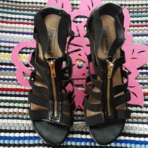 Steve Madden Wedged-Platform Black Straps  Zip-ups